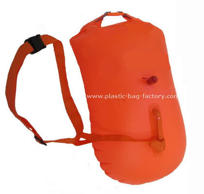 खुले पानी तैराकी के लिए चमकीले नारंगी सूखी बैग Inflatable सुरक्षित तैराक बोया